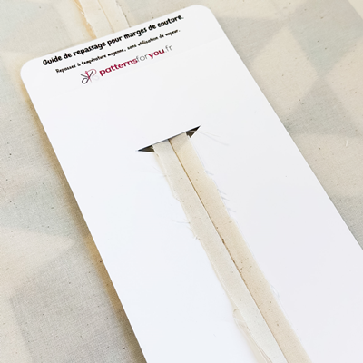 Guide de repassage pour marges de couture